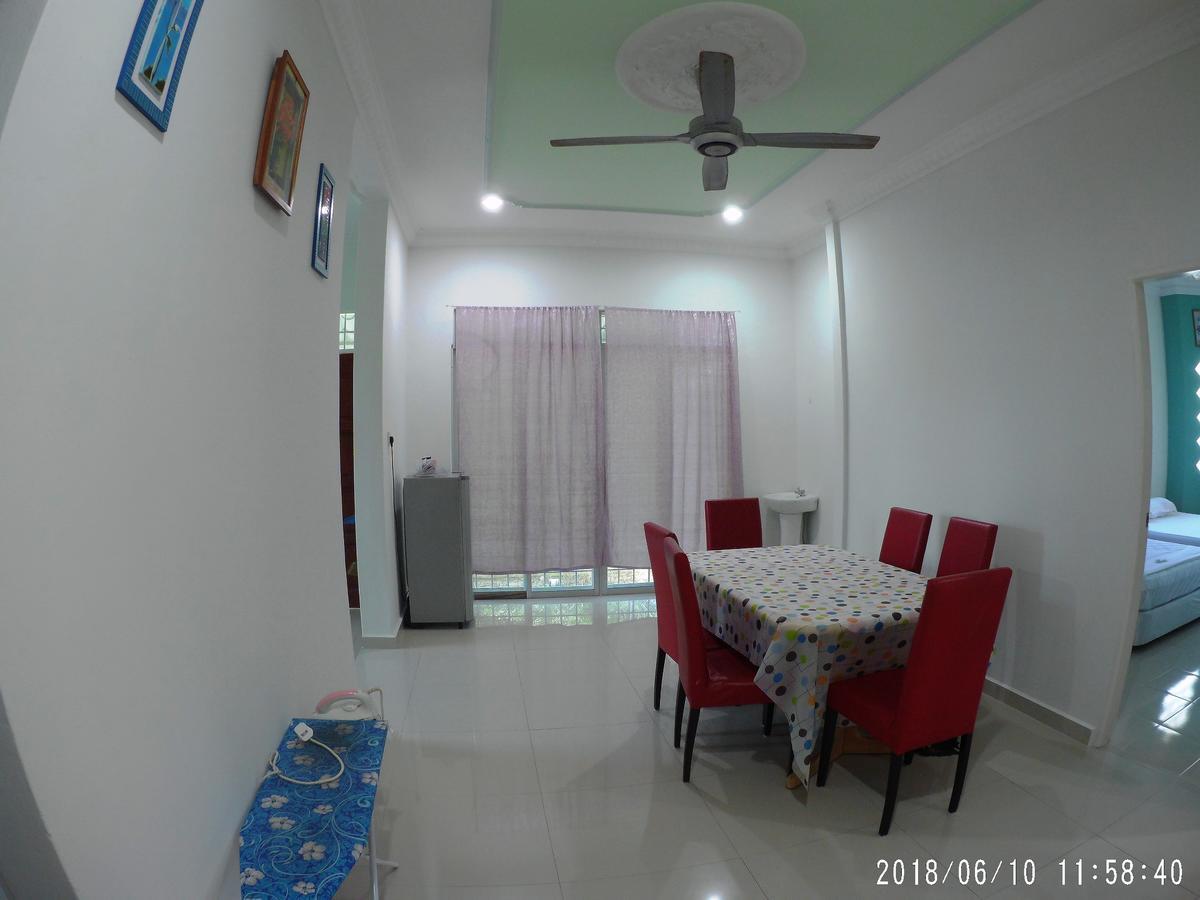 Fbs Guesthouse Дунгун Екстериор снимка