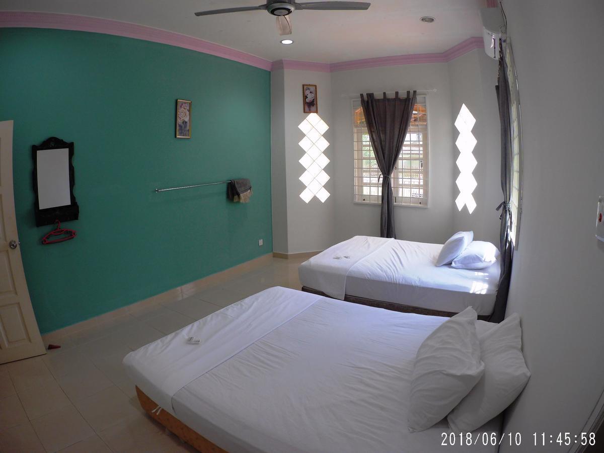 Fbs Guesthouse Дунгун Екстериор снимка