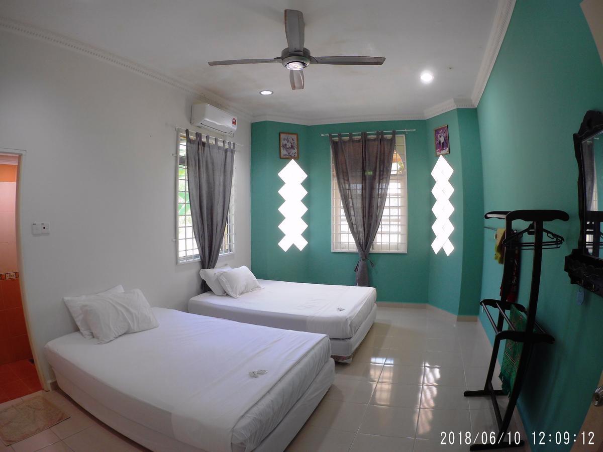 Fbs Guesthouse Дунгун Екстериор снимка