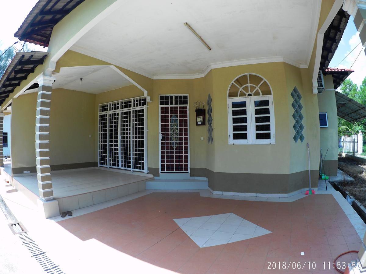 Fbs Guesthouse Дунгун Екстериор снимка