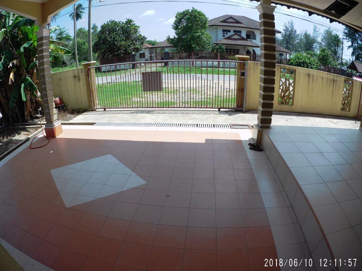 Fbs Guesthouse Дунгун Екстериор снимка