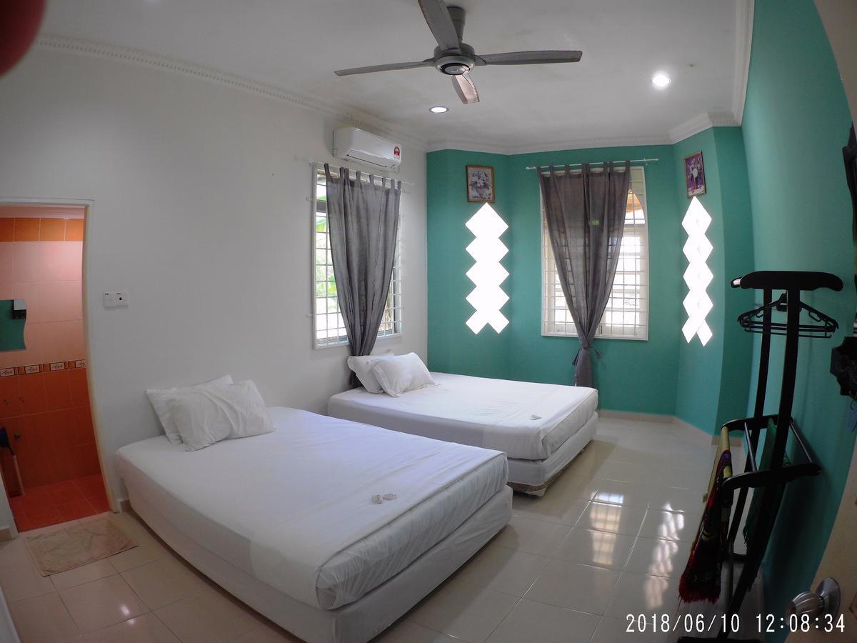 Fbs Guesthouse Дунгун Екстериор снимка